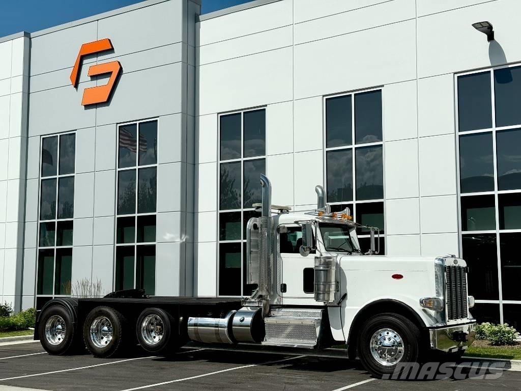 Peterbilt 389 Тягачі