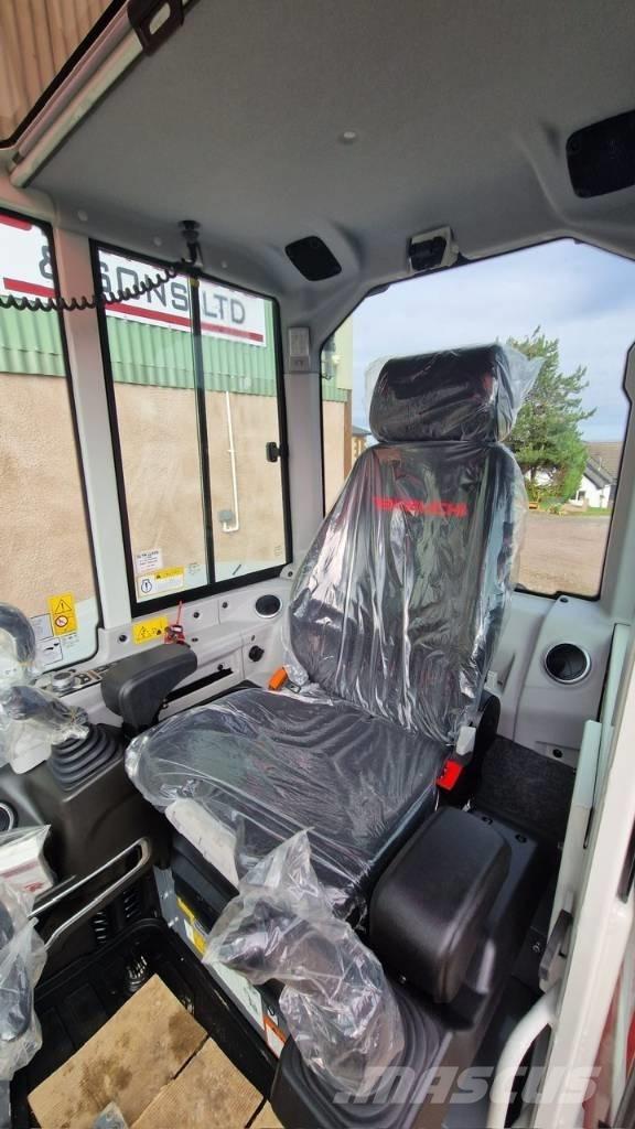 Takeuchi TB 350 R Середні екскаватори 7т. - 12т.