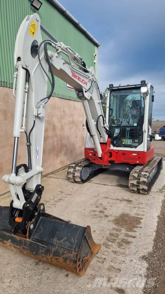 Takeuchi TB 350 R Середні екскаватори 7т. - 12т.