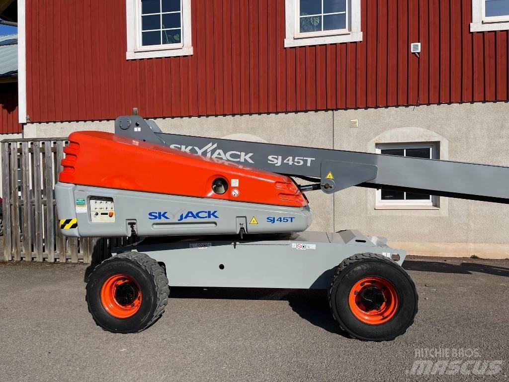 SkyJack SJ 45 T Телескопічні підйомники
