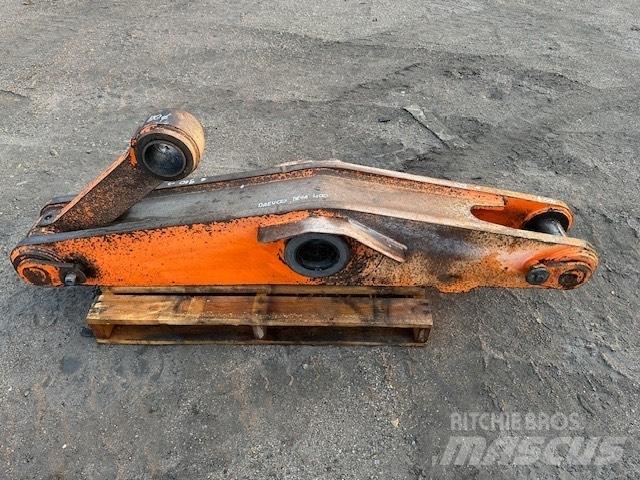 Daewoo Mega 400 V Ковші