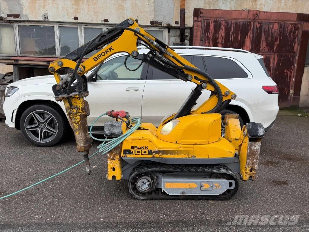 Brokk 100 Екскаватори для знесення споруд