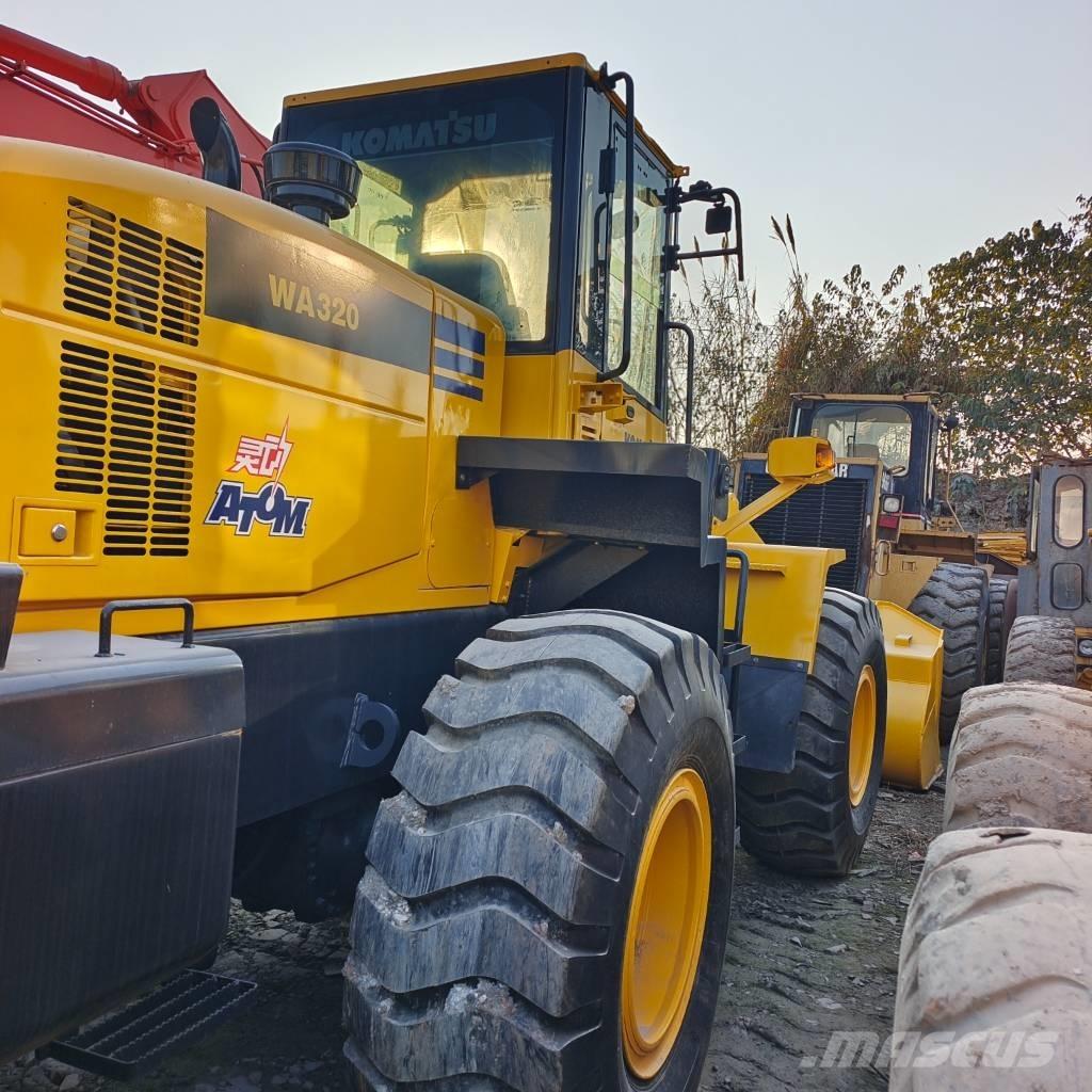 Komatsu WA 320-5 Фронтальні навантажувачі