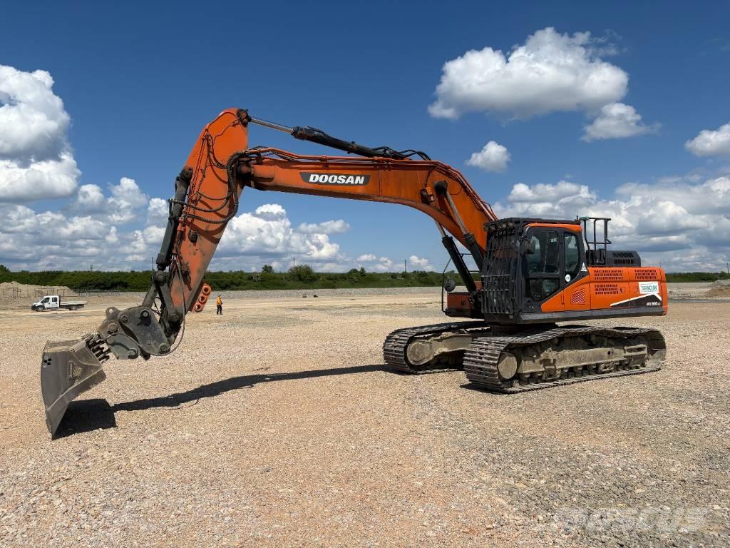 Doosan DX 300 LC-5 Гусеничні екскаватори