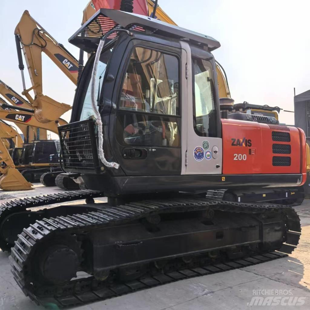 Hitachi ZX 200-3 G Гусеничні екскаватори
