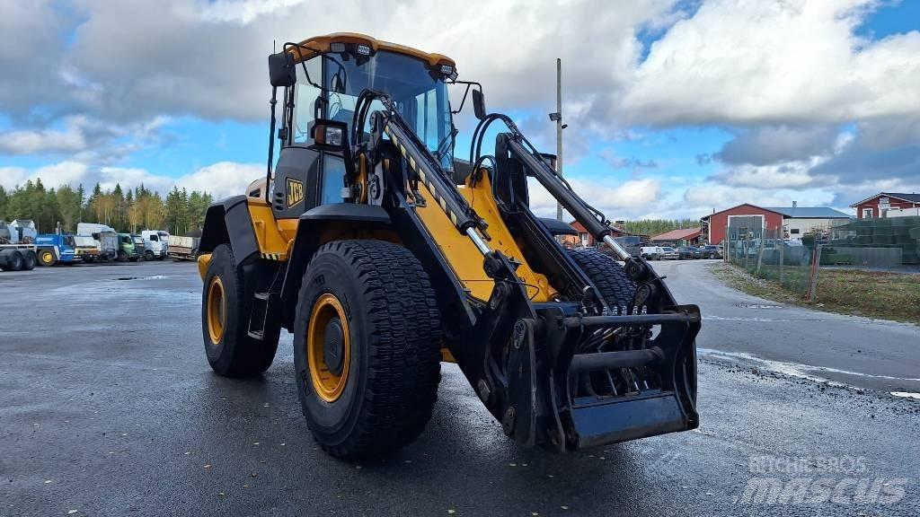 JCB 426 HT Фронтальні навантажувачі