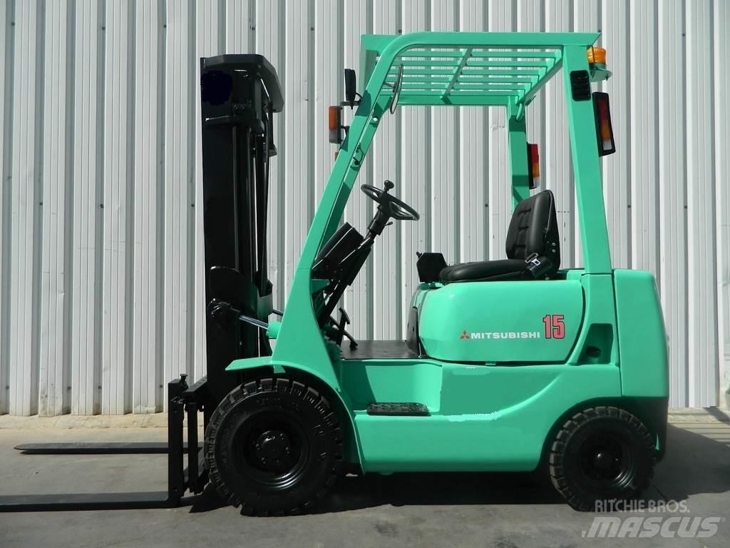 Mitsubishi FD15 Дизельні навантажувачі