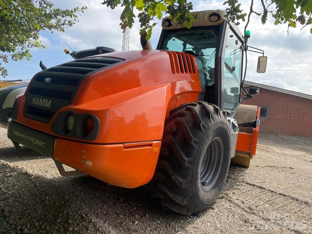Hamm H20 i Грунтові котки