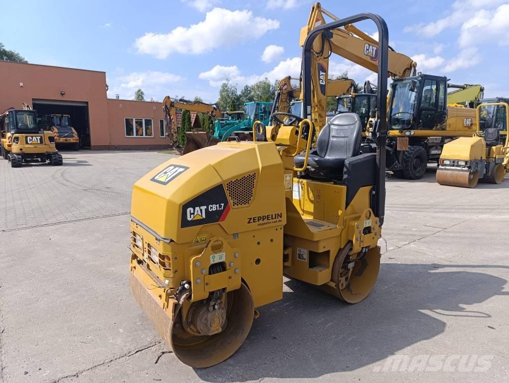 CAT CB 1.7 Котки тротуарні