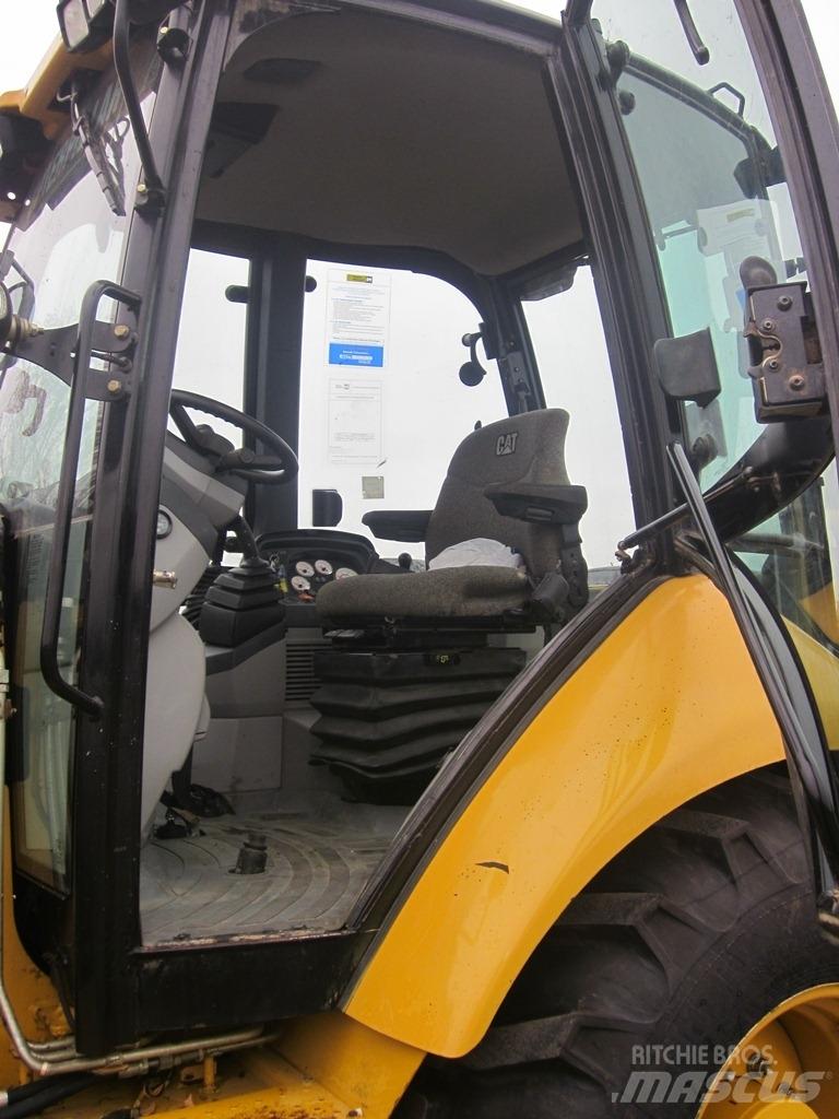 CAT 428E 4x4 Екскаватори-навантажувачі