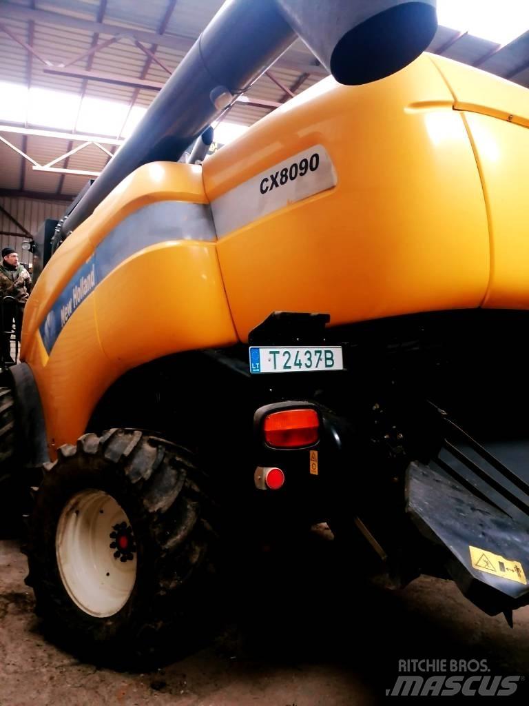New Holland CX 8090 Зернозбиральні комбайни