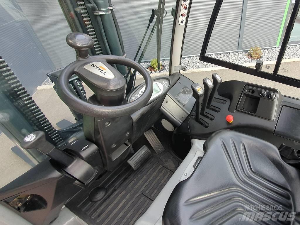 Still RX 60-30 Електронавантажувачі