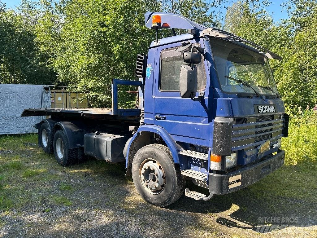 Scania 113 Вантажівки з гаковим підйомом
