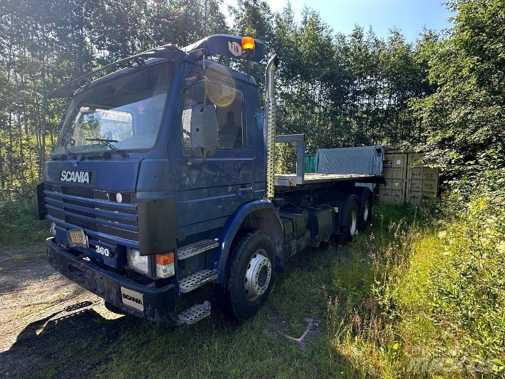 Scania 113 Вантажівки з гаковим підйомом