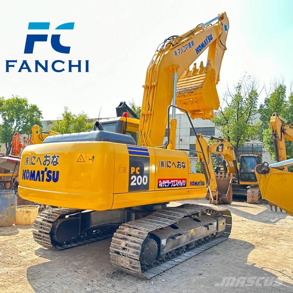 Komatsu PC 200-8 Гусеничні екскаватори