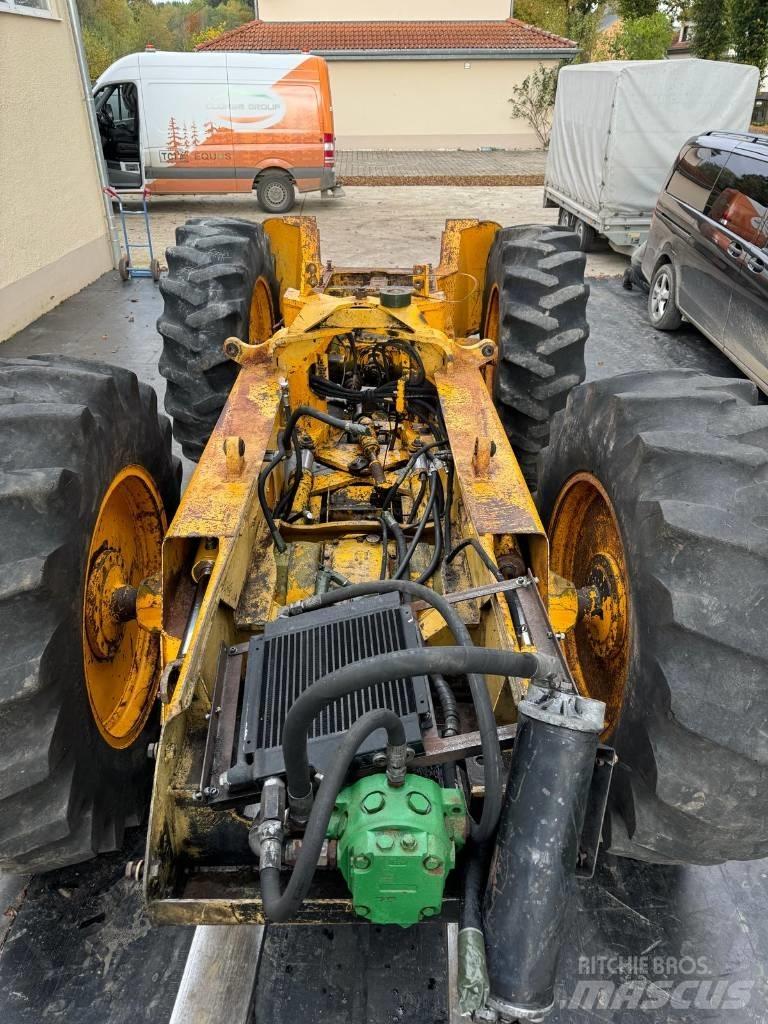 John Deere 540 B Трельовочні трактора