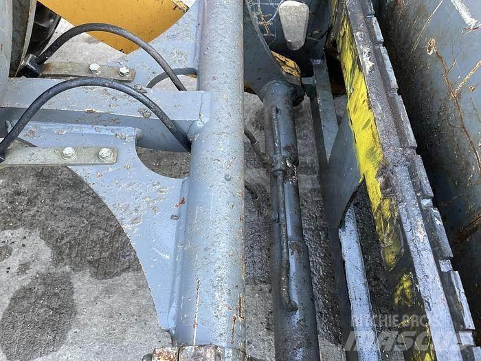 Liebherr L506C Фронтальні навантажувачі