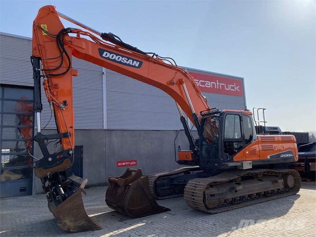 Doosan DX300LC-5 Гусеничні екскаватори