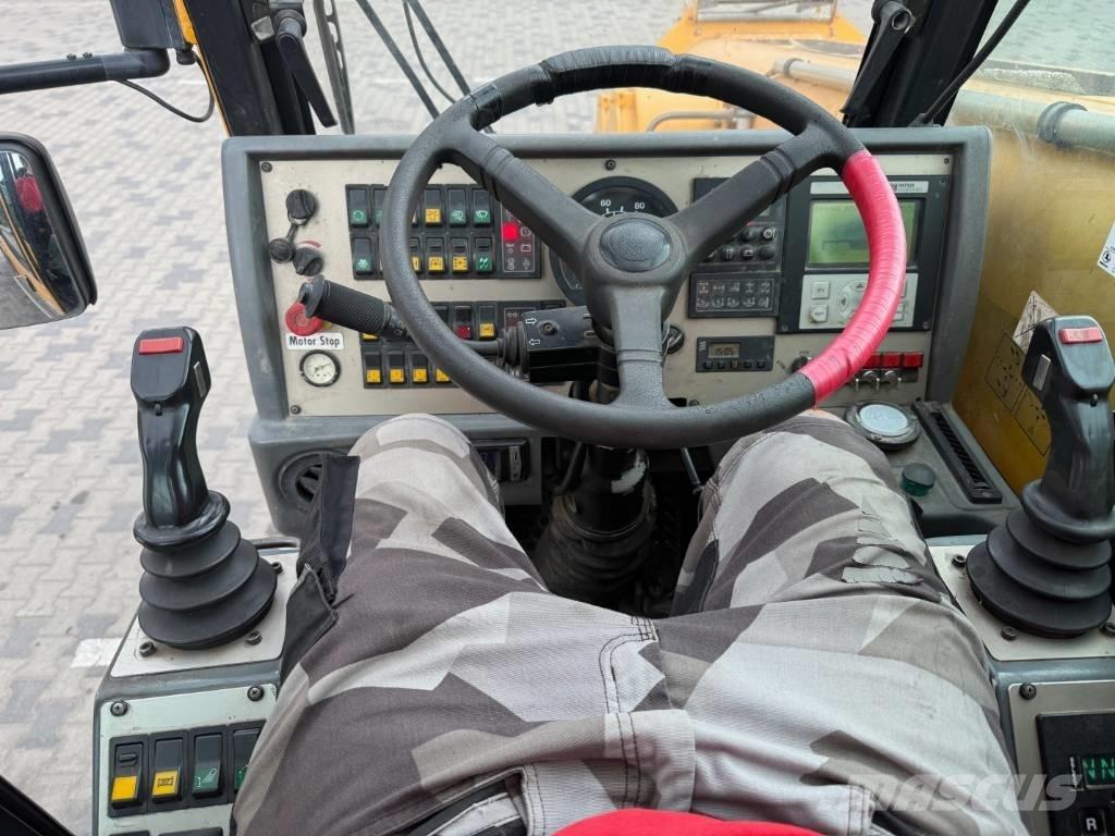 Demag AC 40-1 City автокрани