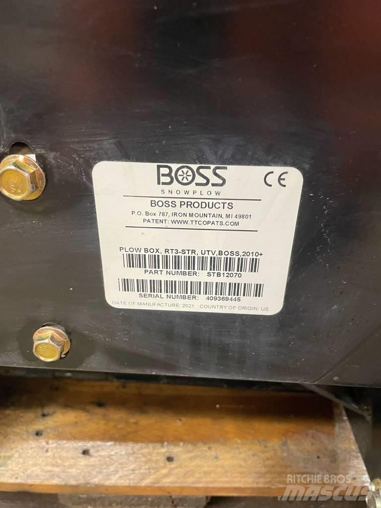 Boss SK-R 6' Box Plow Снігоочищувальні ножі та плуги