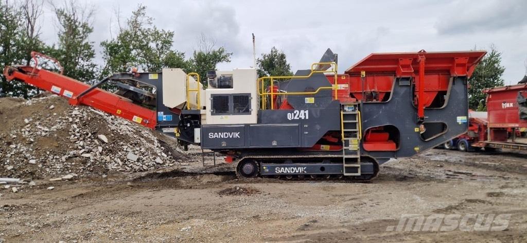 Sandvik QJ 241 Мобільні дробарки