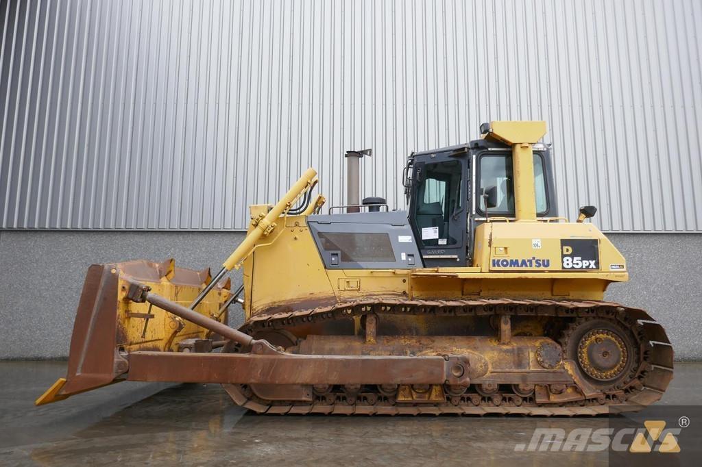 Komatsu D85PX-15 Гусеничні бульдозери