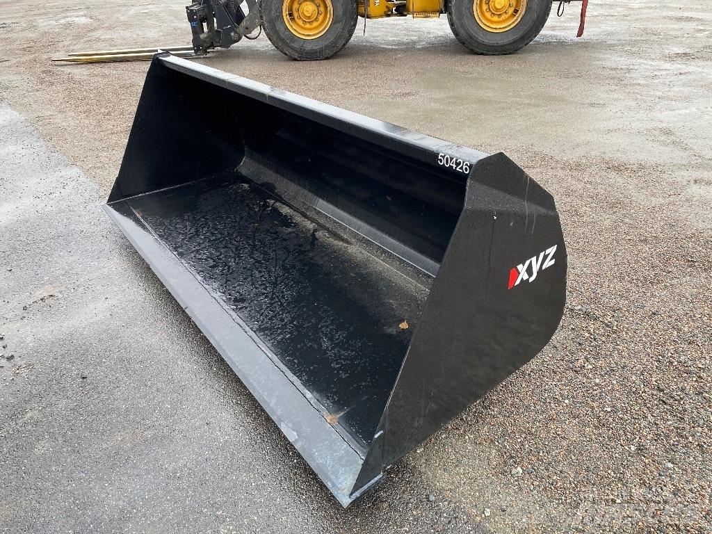 XYZ Snöskopa 260 cm Запчастини та додаткове обладнання для фронтальних навантажувачів
