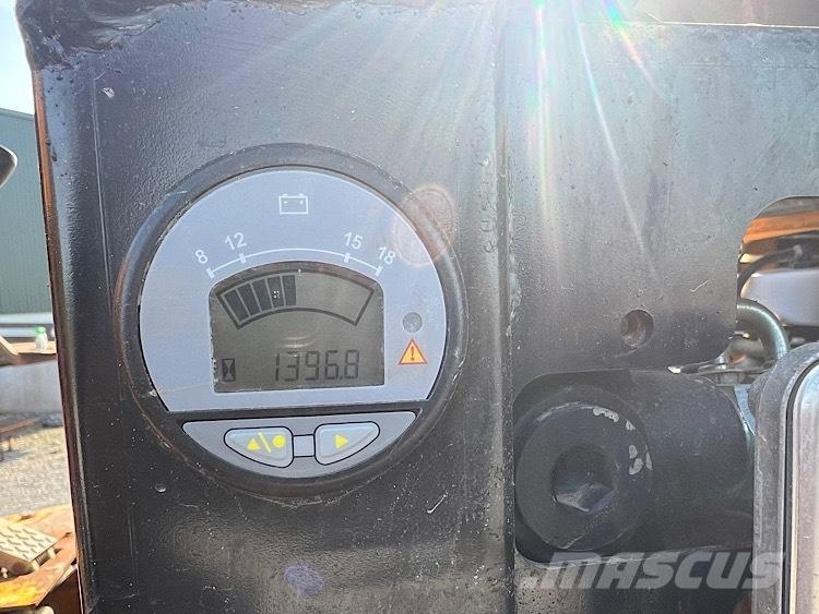 Thwaites 6T Swivel Міні самоскиди