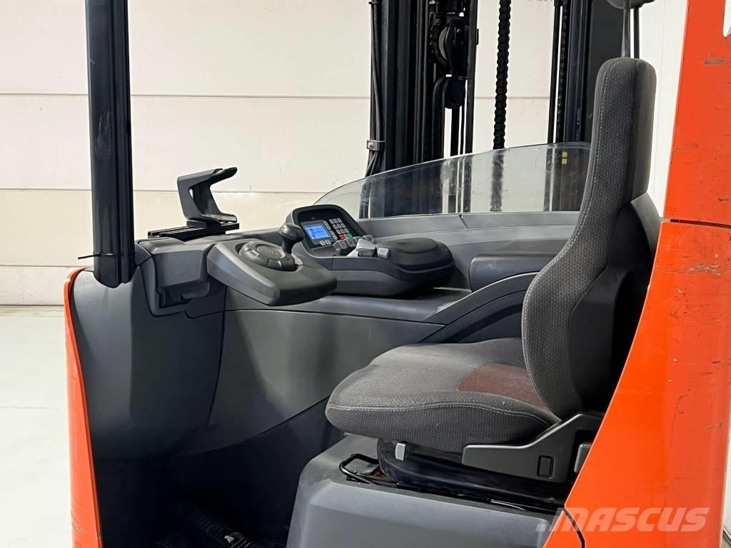 BT RRE160 Річ-трак із високим підйомом