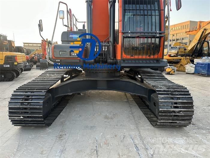 Doosan DX 300LC-9C Гусеничні екскаватори
