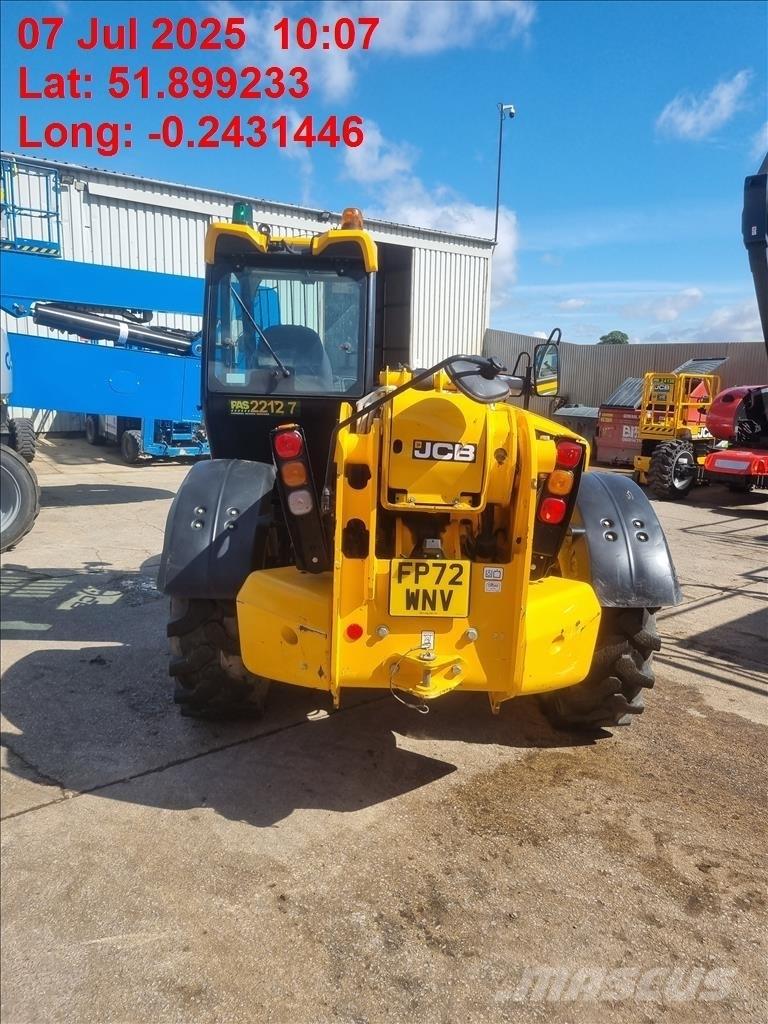 JCB 540-140 Телескопічні навантажувачі