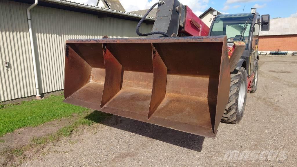 New Holland LM 1345 Телескопічні навантажувачі