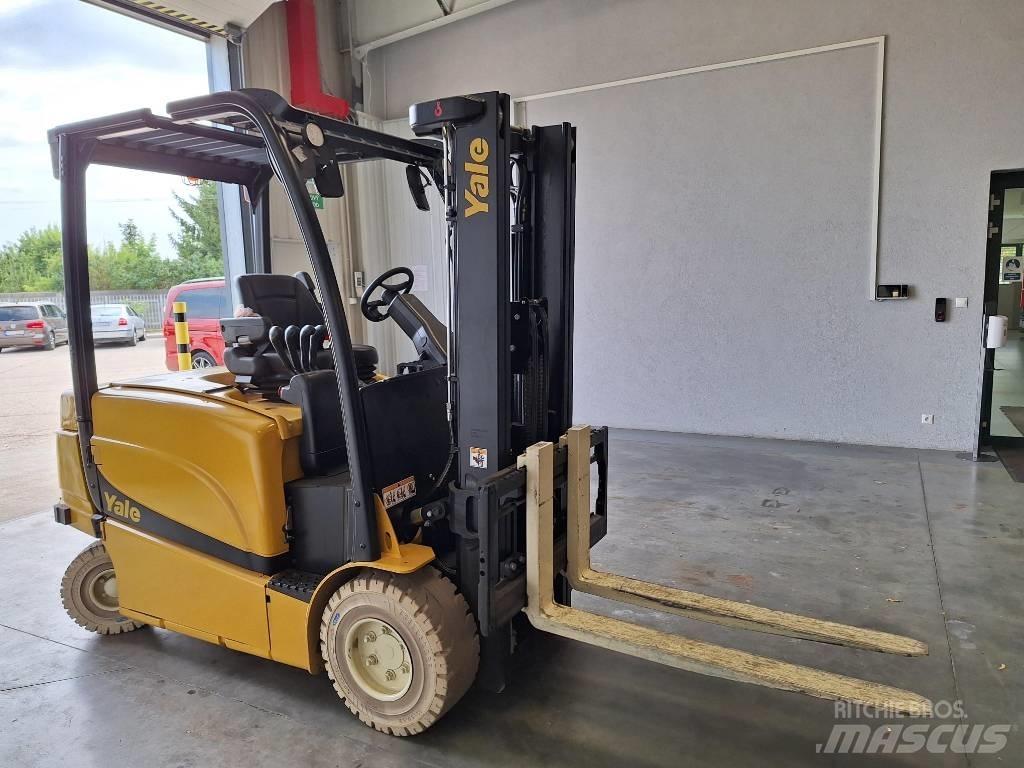 Yale ERP 30 VL Електронавантажувачі