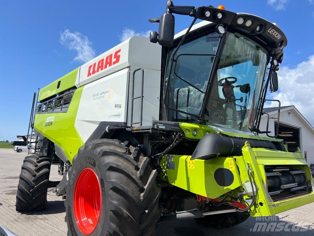 CLAAS Lexion 8700 Зернозбиральні комбайни