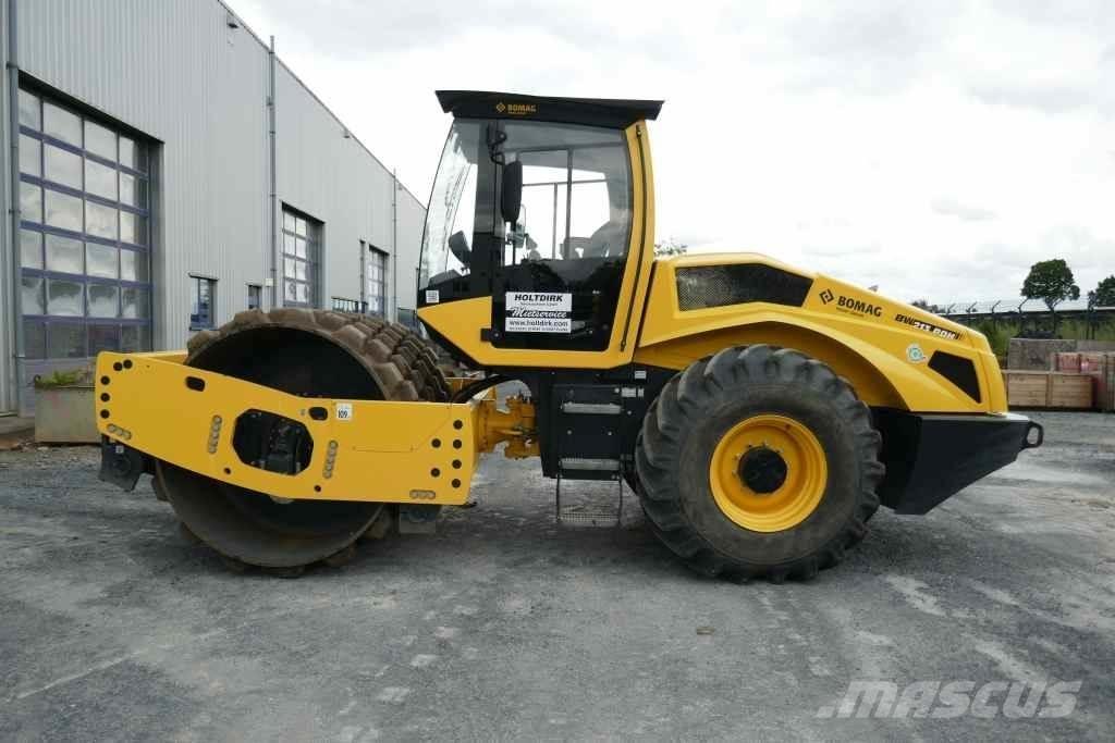 Bomag BW 213 PDH-5 Ущільнювачі грунту
