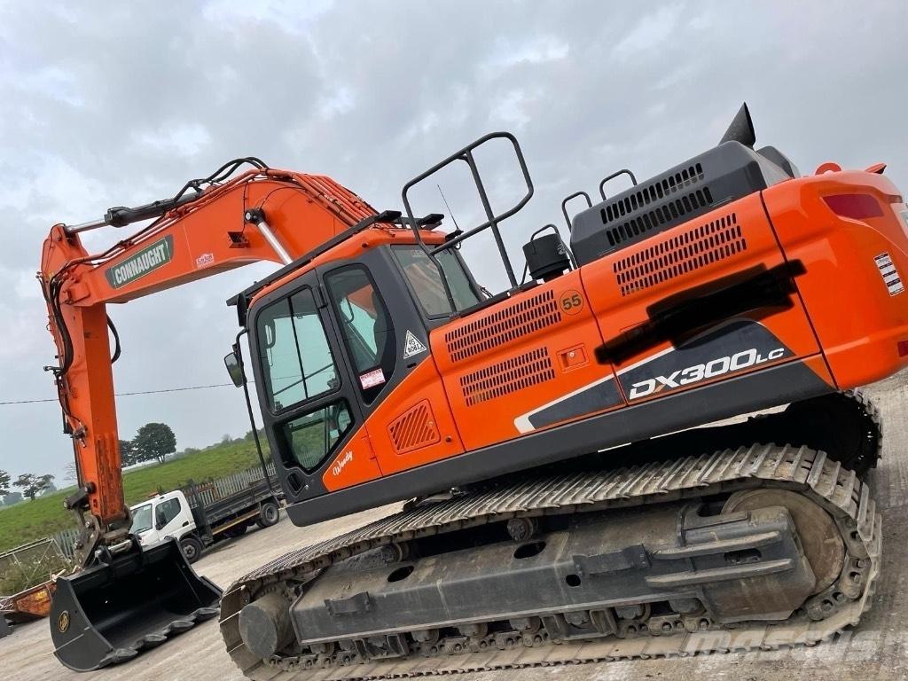 Doosan Dx300 Гусеничні екскаватори