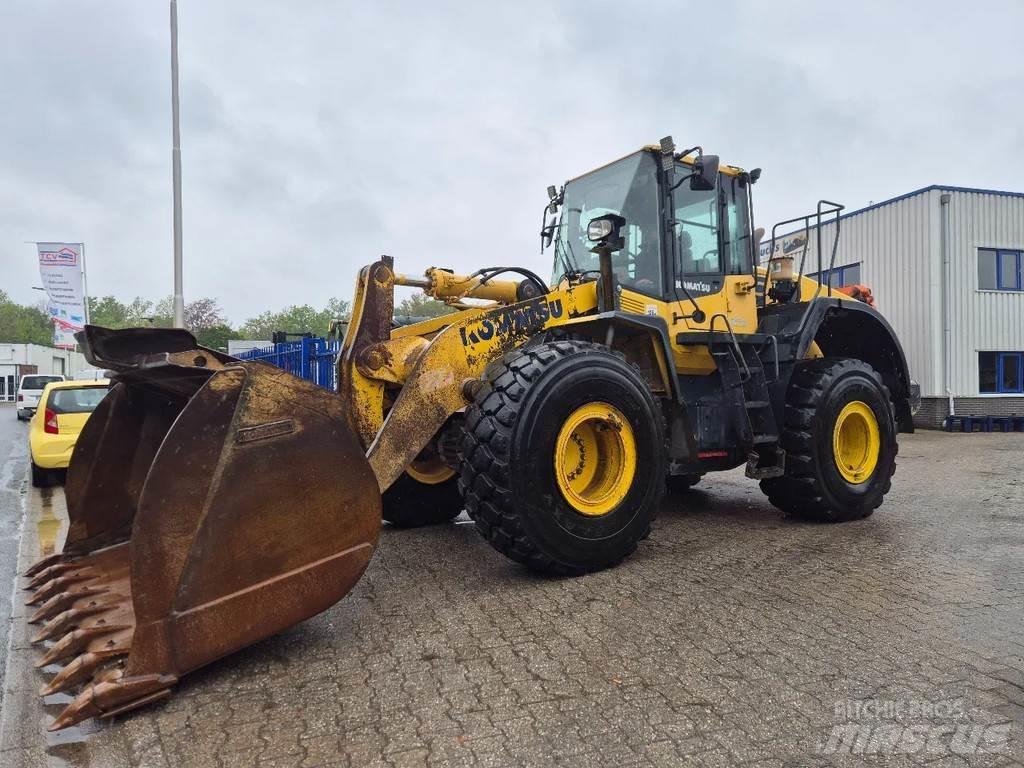 Komatsu WA 380 - 7 Фронтальні навантажувачі
