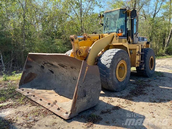 CAT 960F Фронтальні навантажувачі