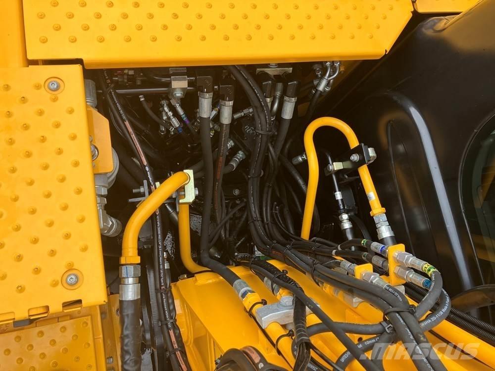JCB JS145W Колісні екскаватори