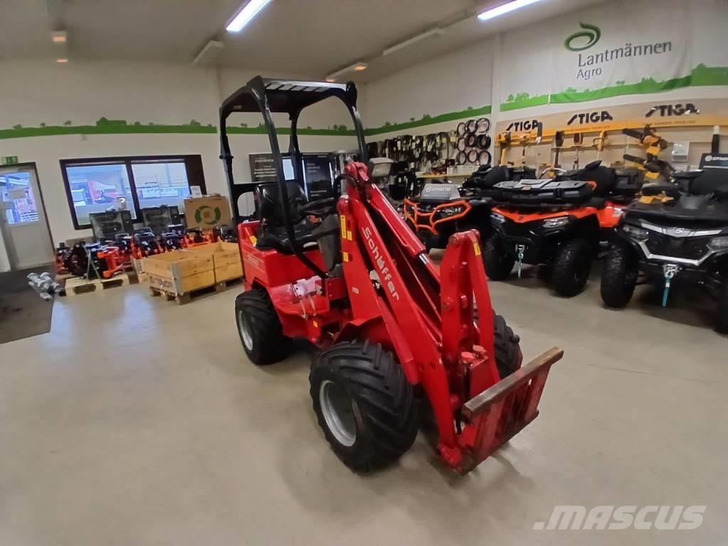 Schäffer 2020 Малі навантажувачі