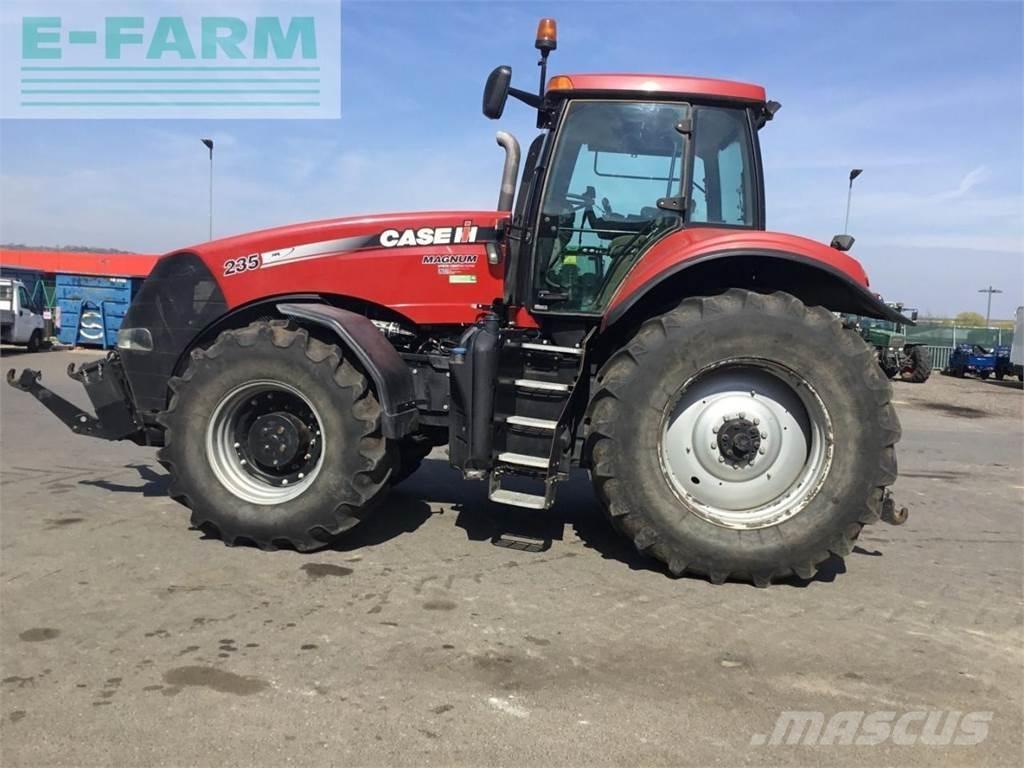 Case IH Magnum 235 Трактори