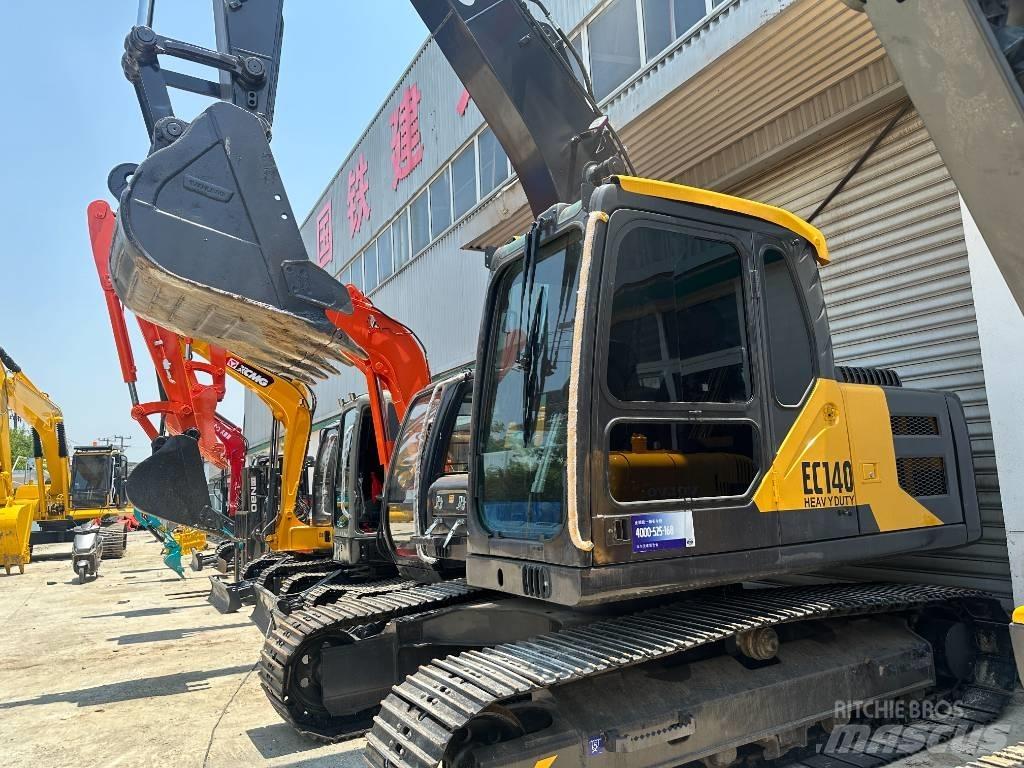 Volvo EC 140 Гусеничні екскаватори
