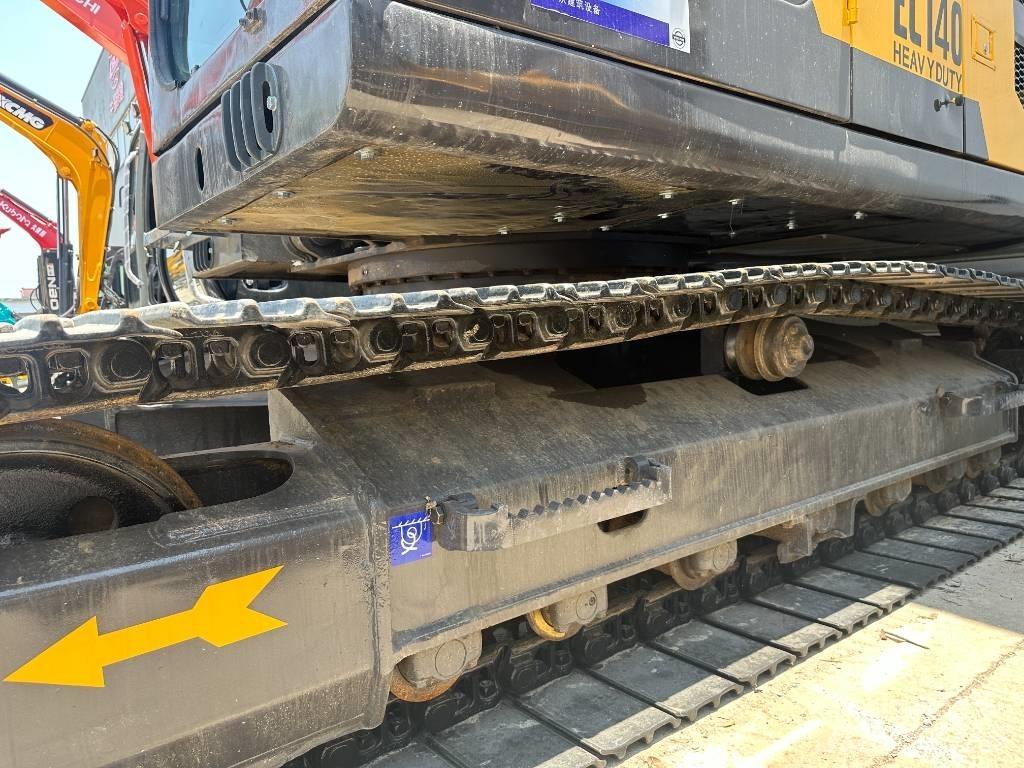 Volvo EC 140 Гусеничні екскаватори