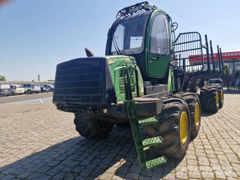 John Deere 1010 E Форвардери