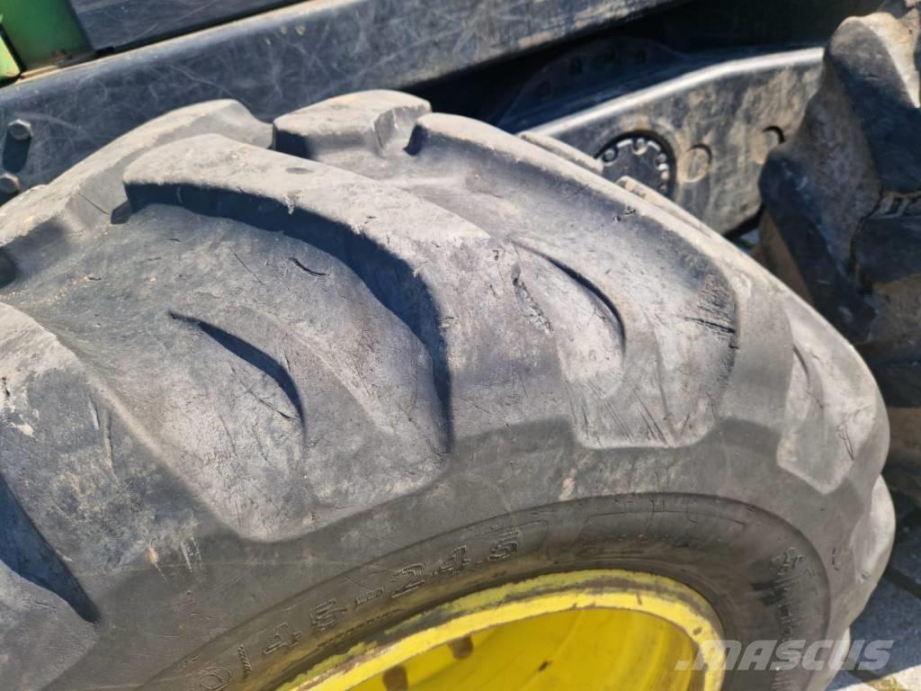 John Deere 1010 E Форвардери