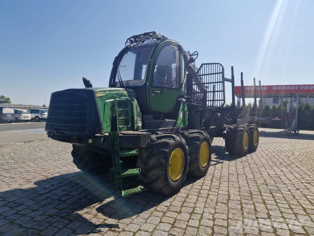 John Deere 1010 E Форвардери