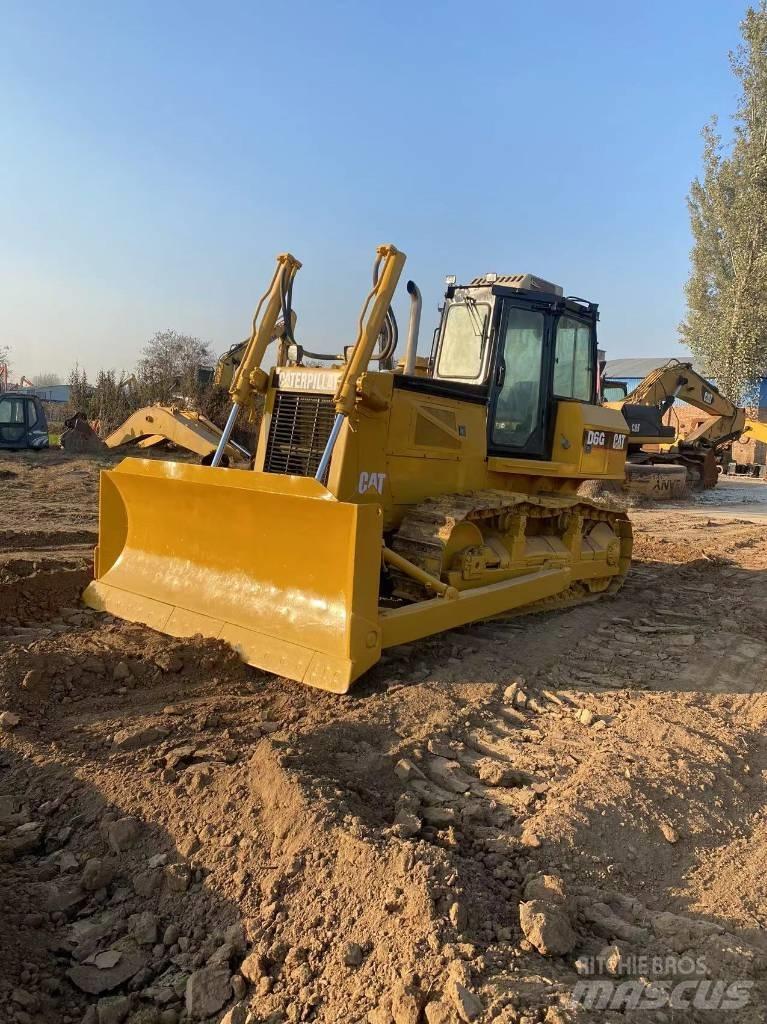 CAT D 6 G Гусеничні бульдозери