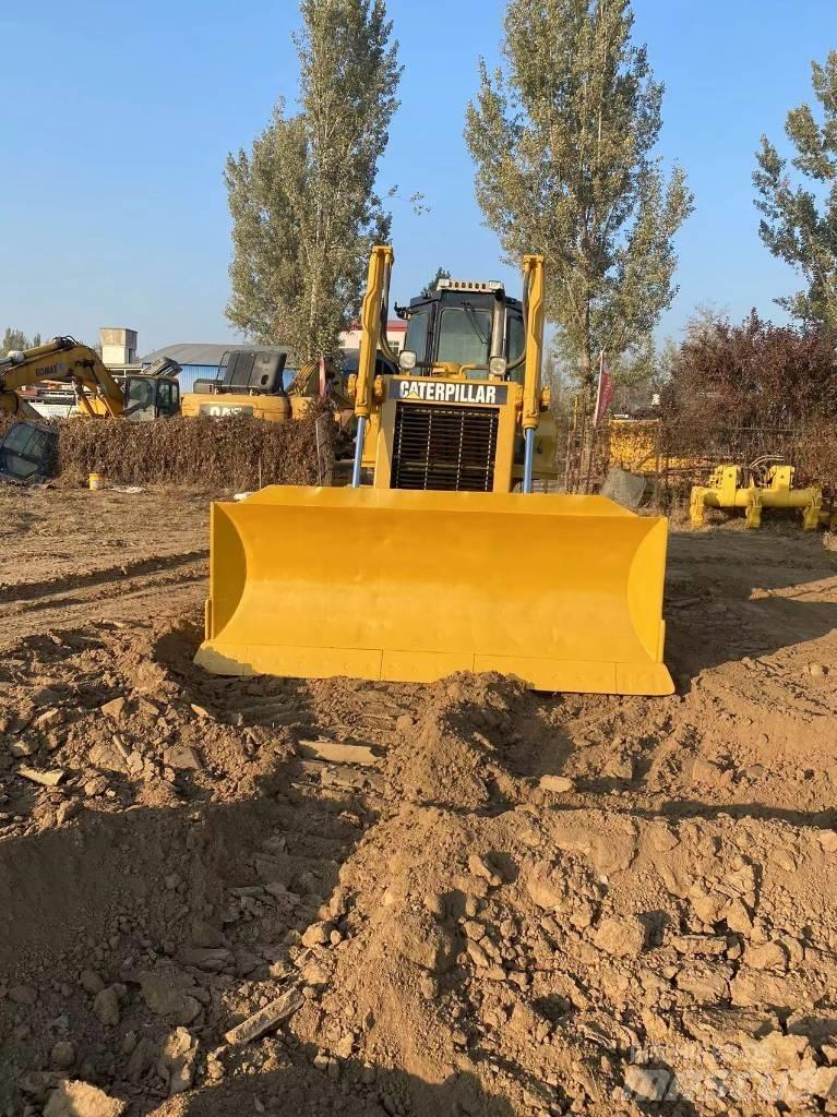CAT D 6 G Гусеничні бульдозери