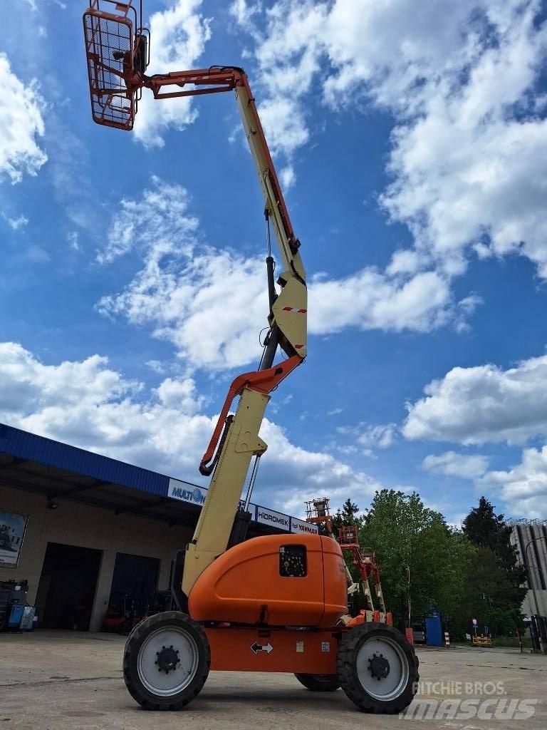 JLG 600 AJ Колінчаті підйомники