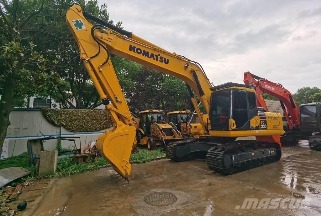 Komatsu PC220-7 Гусеничні екскаватори